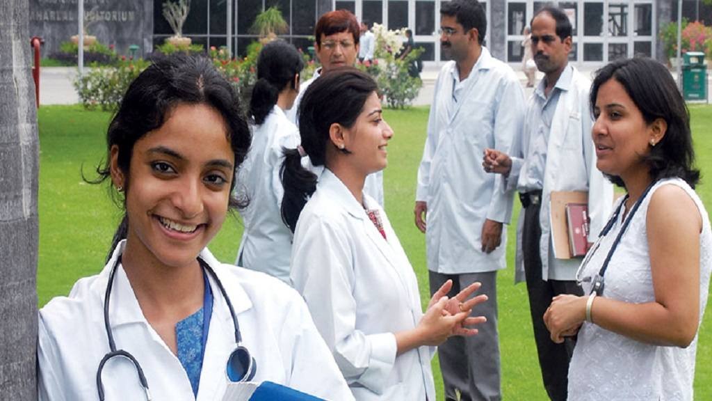 Read more about the article हरियाणा में PG करने वाले डॉक्टरों के लिए खुशखबरी, बॉन्ड और ट्रांसफर से मिली राहत