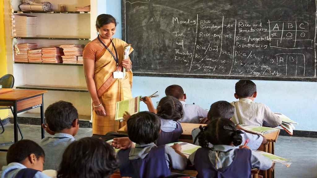 हरियाणा में नई ट्रांसफर पॉलिसी का ड्राफ्ट तैयार, इतने अंकों के आधार पर होंगे शिक्षक तबादले school teacher